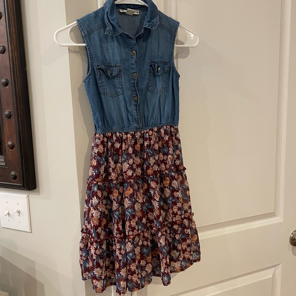 Girls dress
